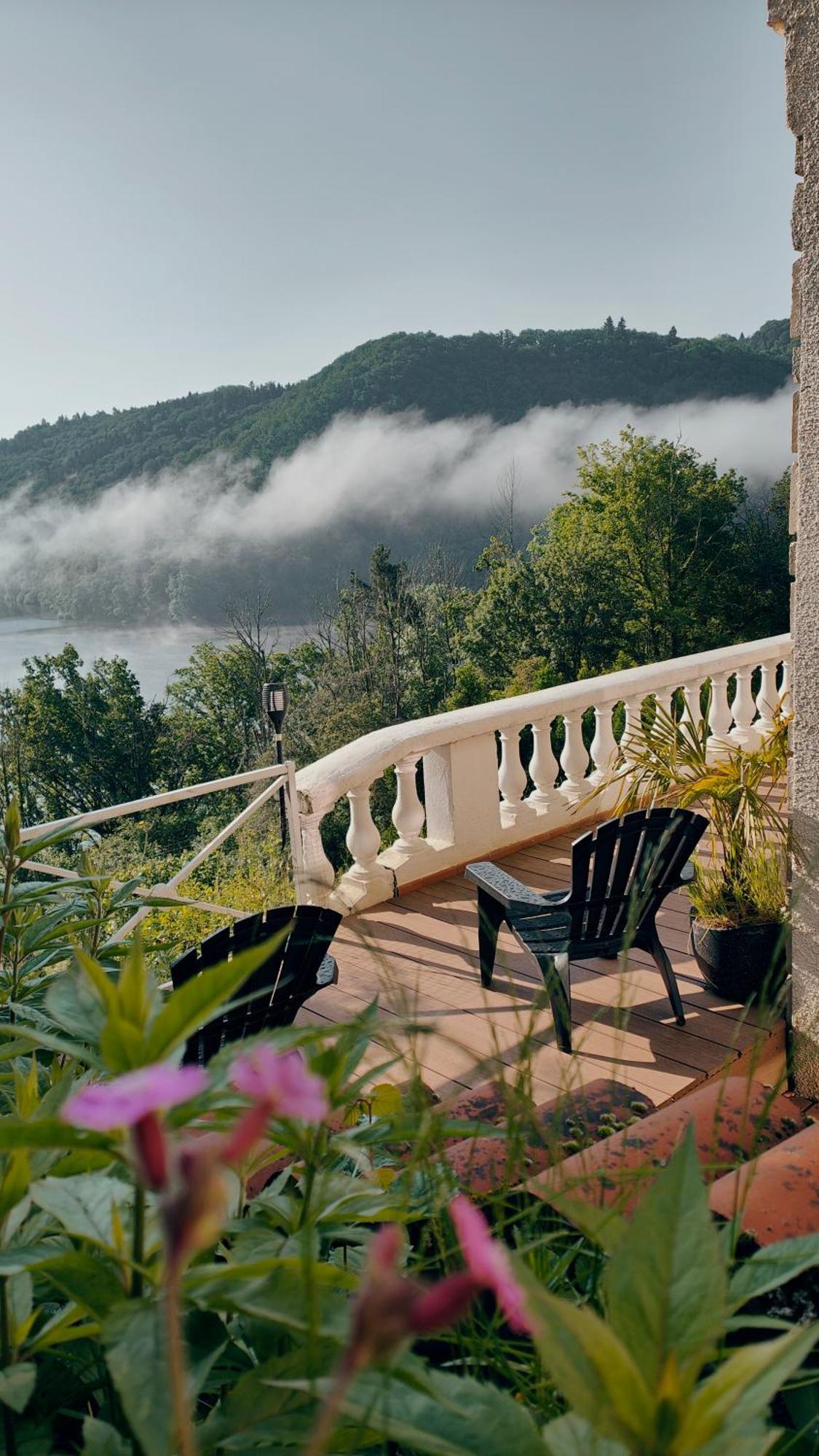 Ma Au Bord De L'eau Maison d'hôtes Miremont (Puy-de-Dome)