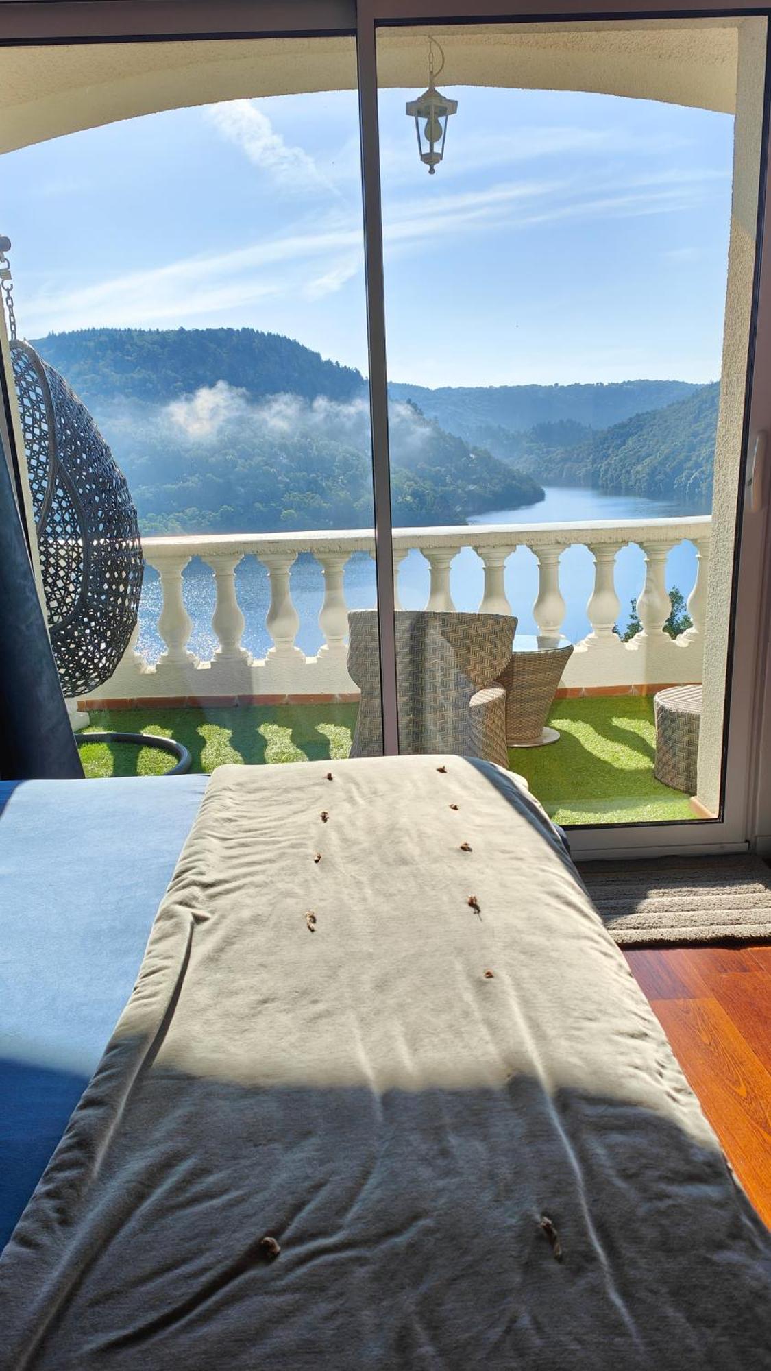 Ma Au Bord De L'eau Guest house Miremont (Puy-de-Dome)