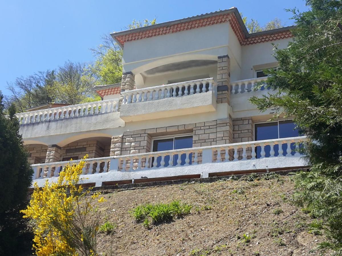 Ma Au Bord De L'eau Guest house Miremont (Puy-de-Dome)